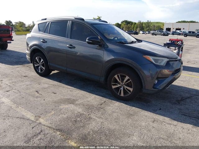 2017 TOYOTA RAV4 XLE 1