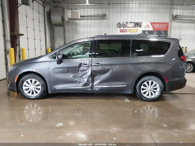 2017 CHRYSLER PACIFICA TOURING-L 14
