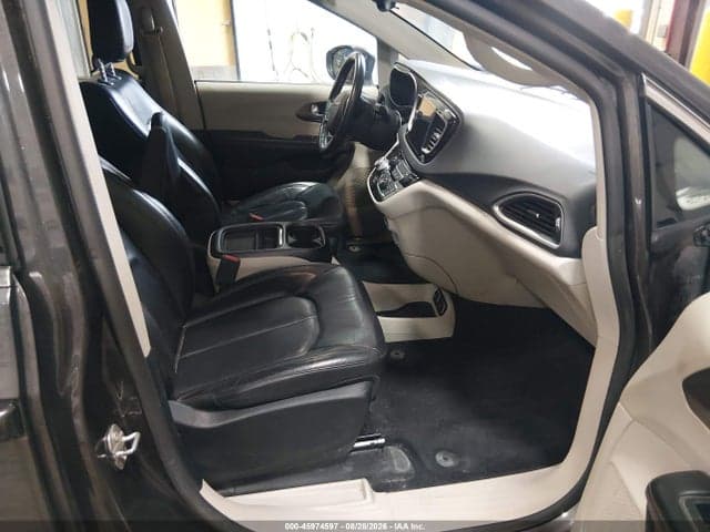 2017 CHRYSLER PACIFICA TOURING-L 5