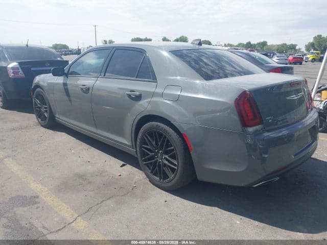 2019 CHRYSLER 300 300S AWD 3