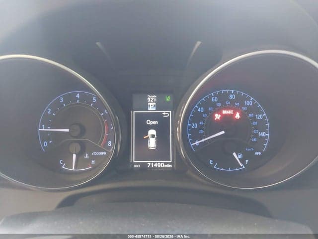2018 TOYOTA COROLLA IM 7