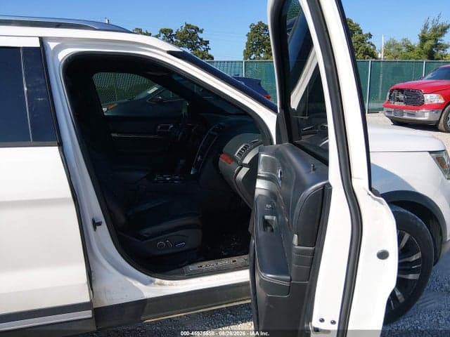2017 FORD EXPLORER PLATINUM 5