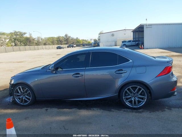 2018 LEXUS IS 300 14