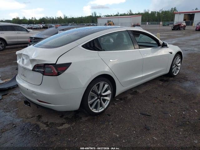 2017 TESLA MODEL 3 LONG RANGE/STANDARD 4