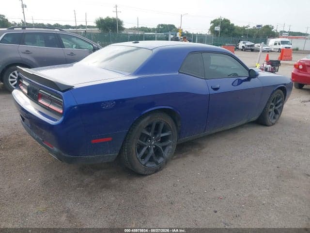 2021 DODGE CHALLENGER SXT 4