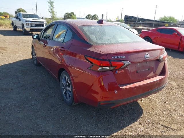 2021 NISSAN VERSA SV XTRONIC CVT 3