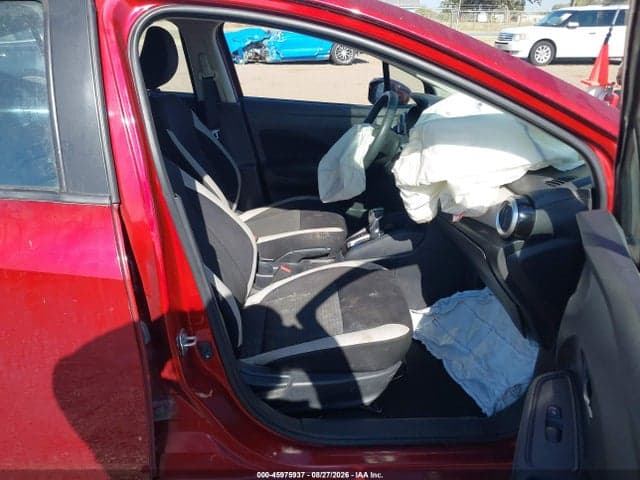 2021 NISSAN VERSA SV XTRONIC CVT 5