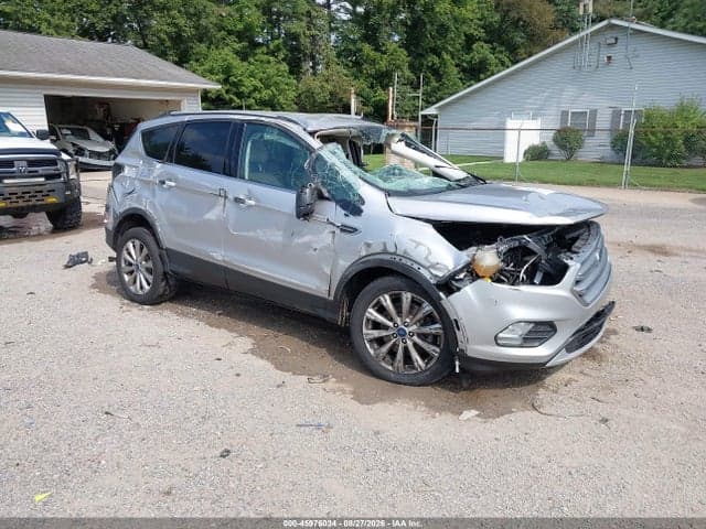 2017 FORD ESCAPE TITANIUM 1