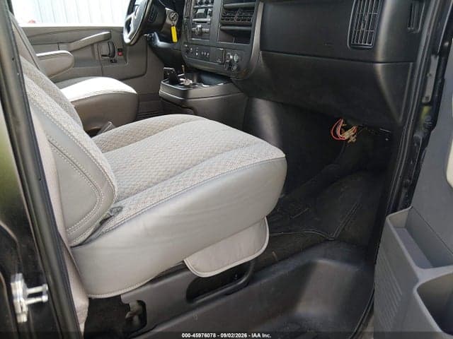 2017 CHEVROLET EXPRESS 3500 LT 5