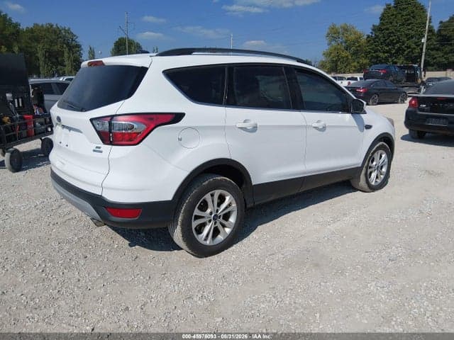 2018 FORD ESCAPE SE 4