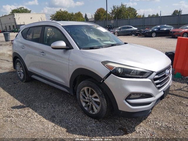 2017 HYUNDAI TUCSON SE 1