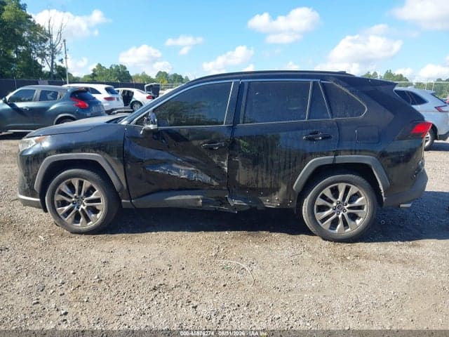 2019 TOYOTA RAV4 XLE PREMIUM 15