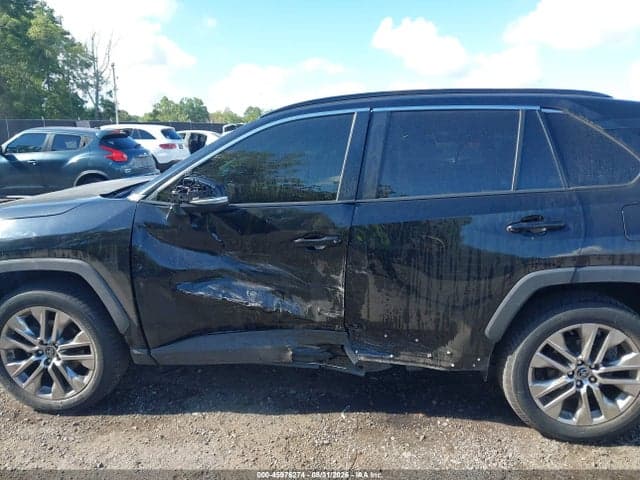 2019 TOYOTA RAV4 XLE PREMIUM 6