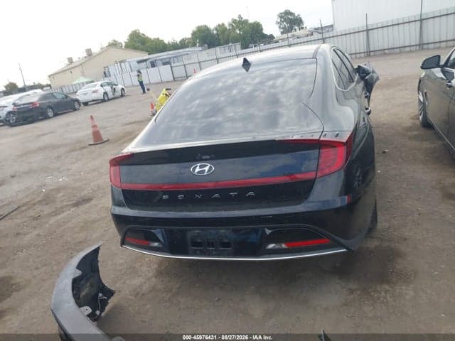2021 HYUNDAI SONATA SE 17