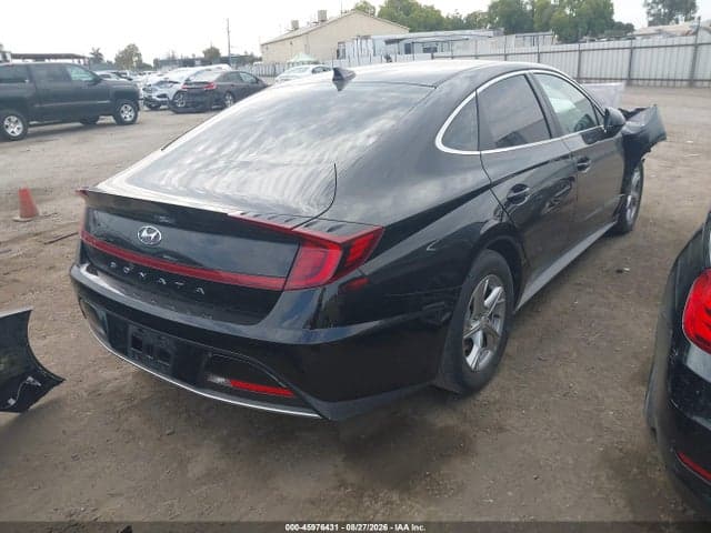 2021 HYUNDAI SONATA SE 4