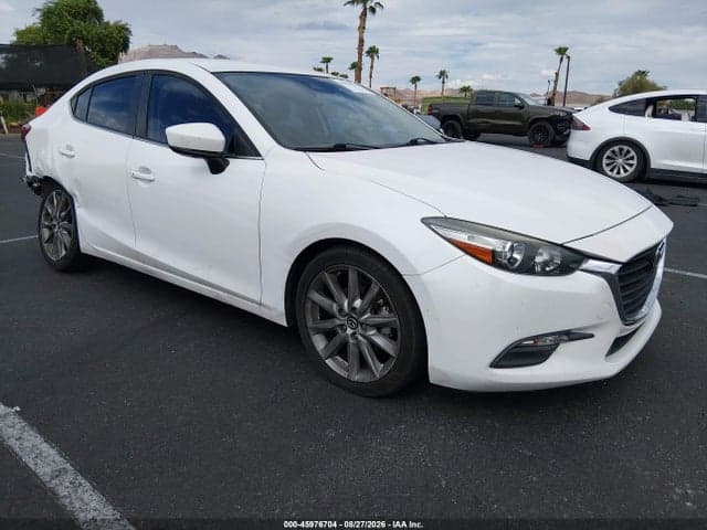 2017 MAZDA MAZDA3 TOURING 1