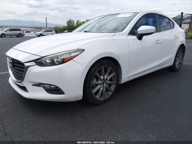 2017 MAZDA MAZDA3 TOURING 2