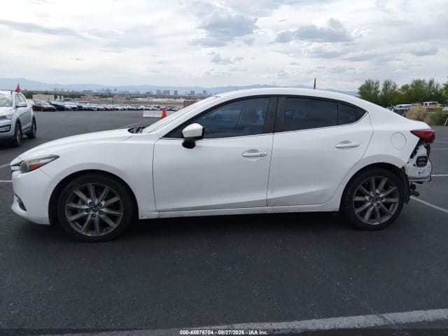2017 MAZDA MAZDA3 TOURING 15