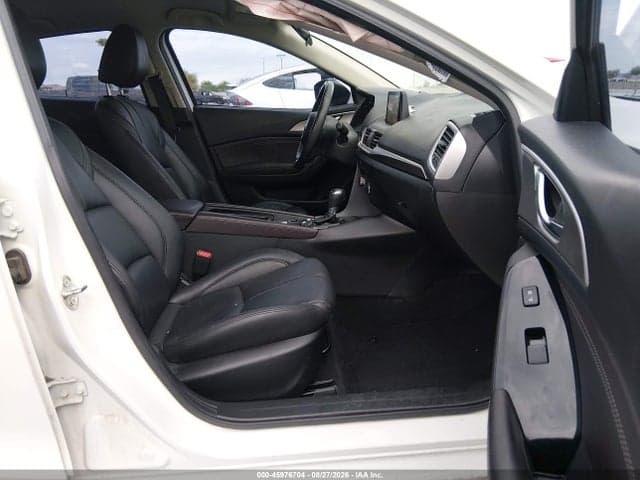 2017 MAZDA MAZDA3 TOURING 5