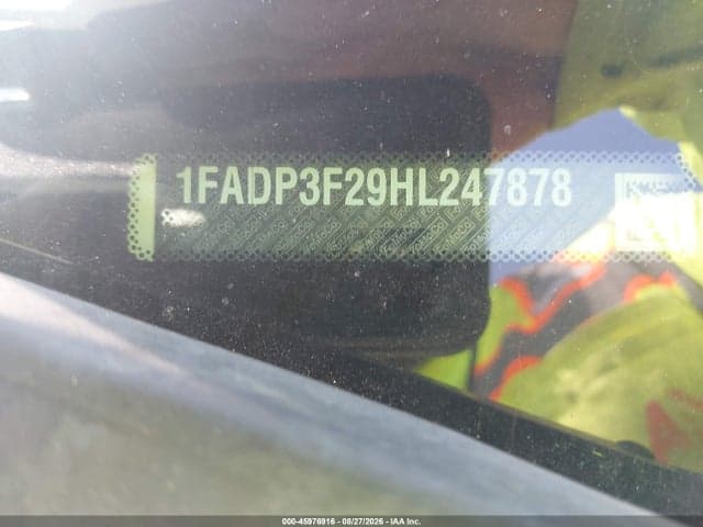 2017 FORD FOCUS SE 9