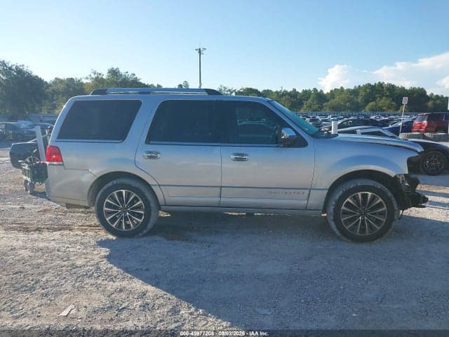 2017 LINCOLN NAVIGATOR SELECT 14
