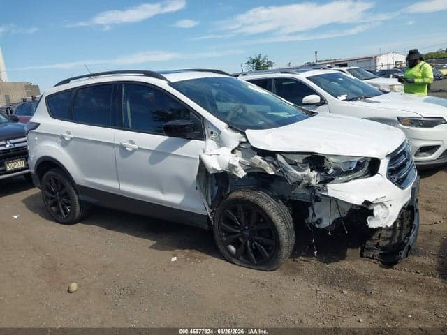 2017 FORD ESCAPE SE 13