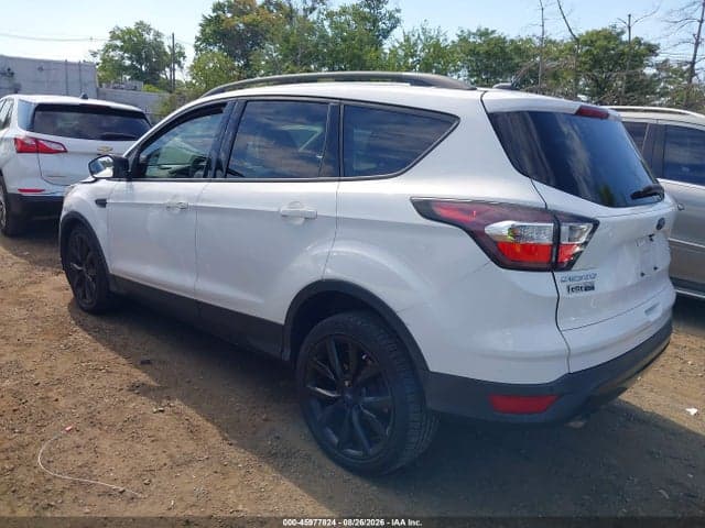 2017 FORD ESCAPE SE 3