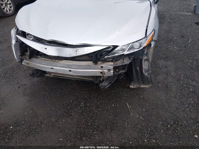 2018 TOYOTA CAMRY LE 6