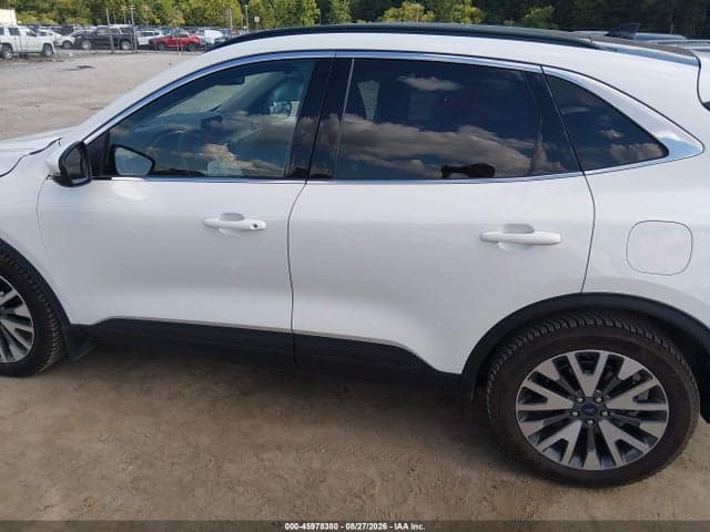 2020 FORD ESCAPE TITANIUM 14