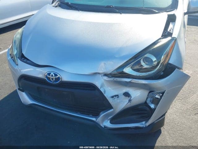2017 TOYOTA PRIUS C THREE 12