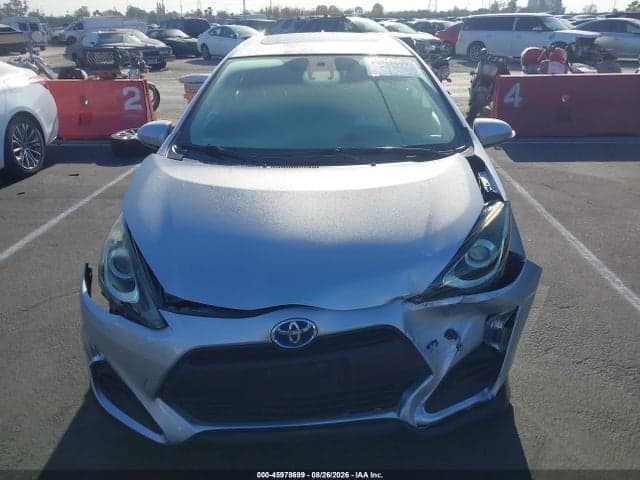 2017 TOYOTA PRIUS C THREE 15