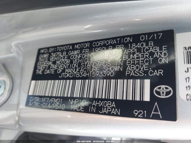 2017 TOYOTA PRIUS C THREE 9