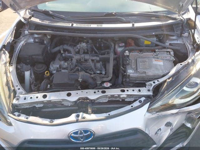 2017 TOYOTA PRIUS C THREE 10