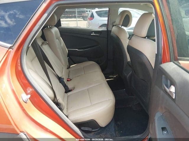 2017 HYUNDAI TUCSON SE 8