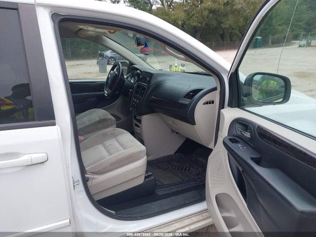 2017 DODGE GRAND CARAVAN SE 5