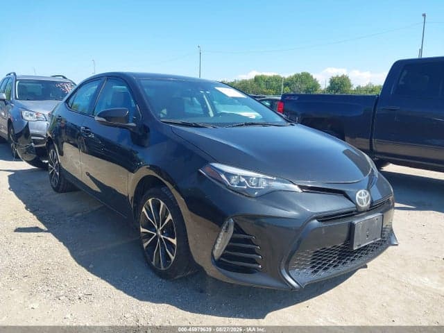2017 TOYOTA COROLLA SE 1