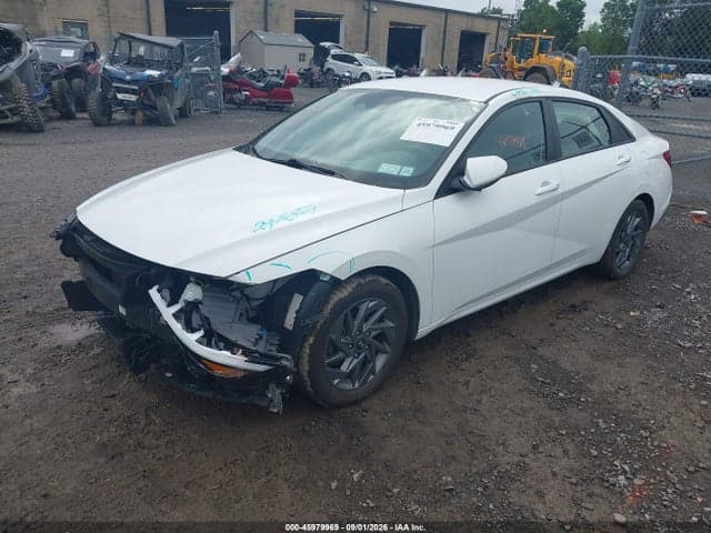 2024 HYUNDAI ELANTRA SEL 2