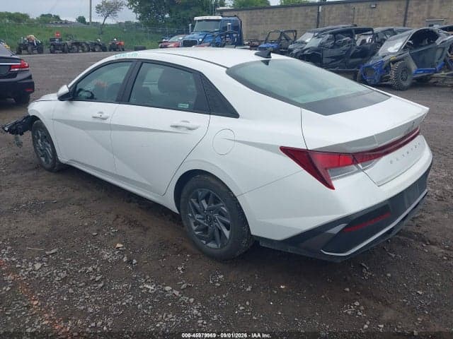 2024 HYUNDAI ELANTRA SEL 3