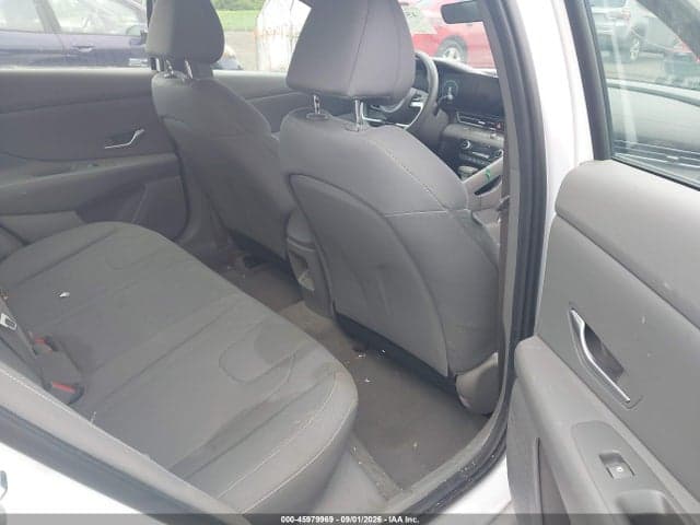 2024 HYUNDAI ELANTRA SEL 8