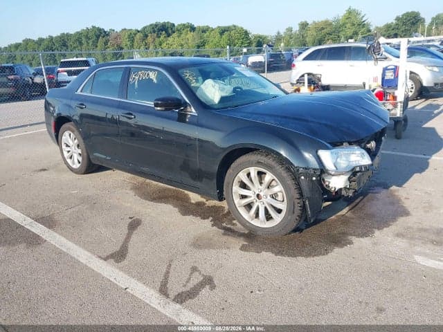 2017 CHRYSLER 300 LIMITED AWD
