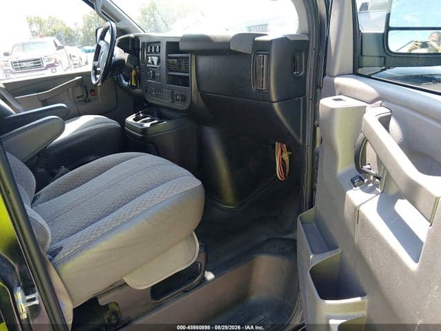 2017 CHEVROLET EXPRESS 3500 LT 5