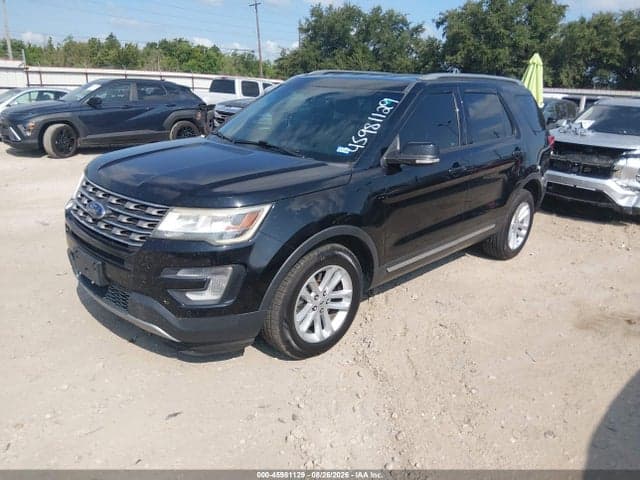 2017 FORD EXPLORER XLT 2