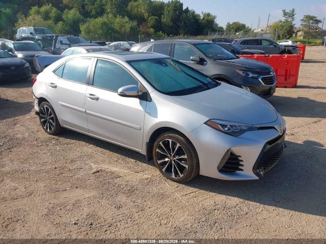 2017 TOYOTA COROLLA SE 1