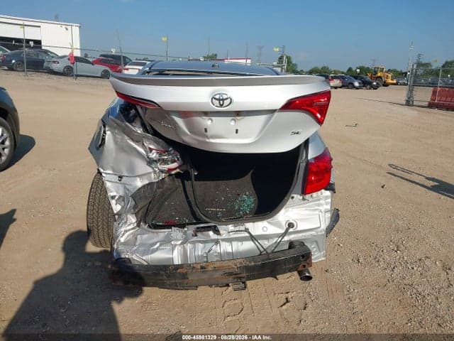 2017 TOYOTA COROLLA SE 16