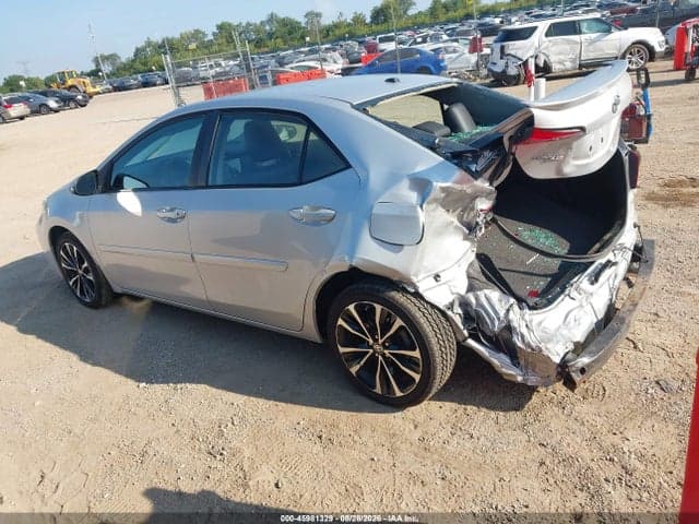 2017 TOYOTA COROLLA SE 3