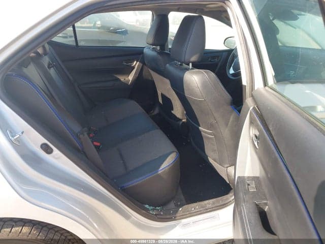 2017 TOYOTA COROLLA SE 8