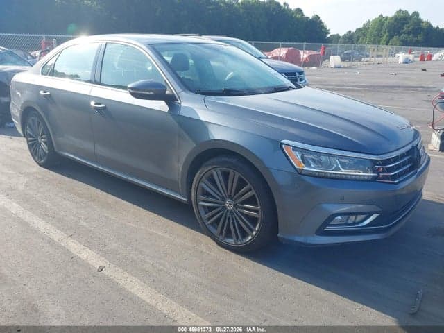 2018 VOLKSWAGEN PASSAT 2.0T SE 1