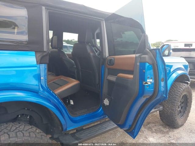 2023 FORD BRONCO OUTER BANKS 8