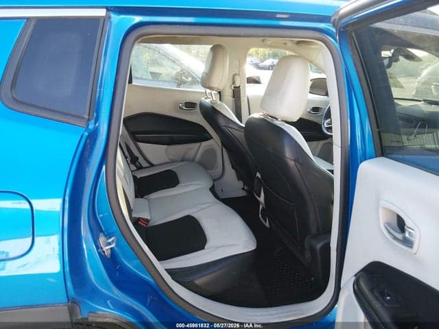 2017 JEEP NEW COMPASS LATITUDE 4X4 8