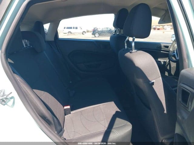 2017 FORD FIESTA SE 8